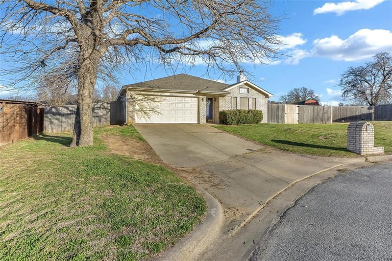 202 Lancelot Drive, Weatherford TX 76086 - Photo 25
