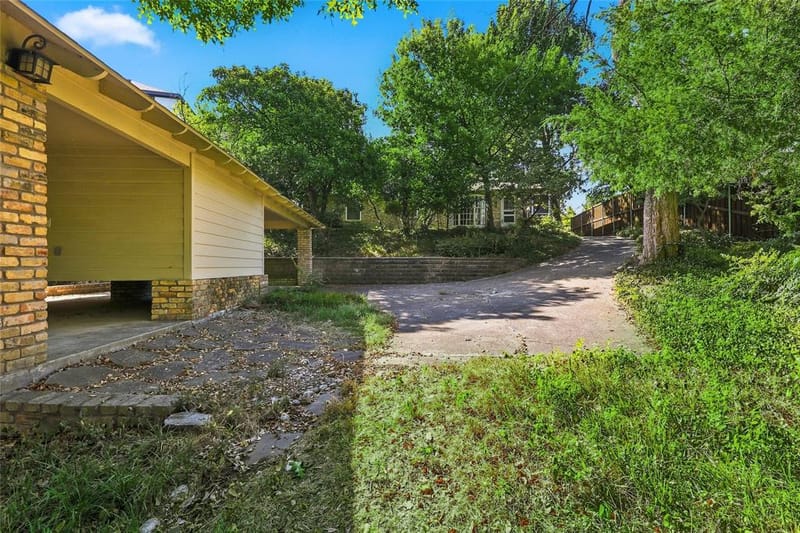 802 Saint Lukes Drive, Richardson TX 75080 - Photo 32