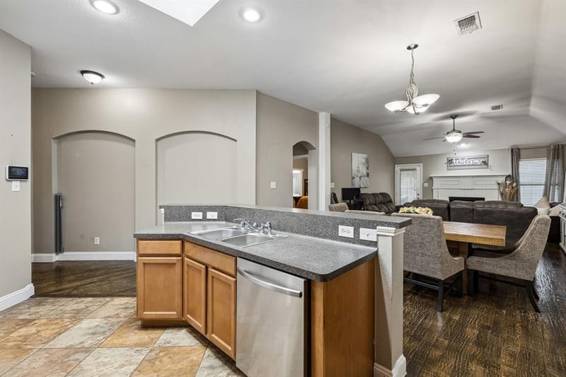 1023 Aviary, Aubrey TX 76227 - Photo 10