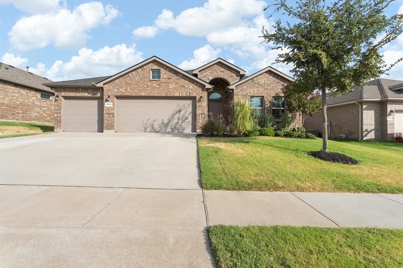 1812 Millbrae Road, Cleburne TX 76033