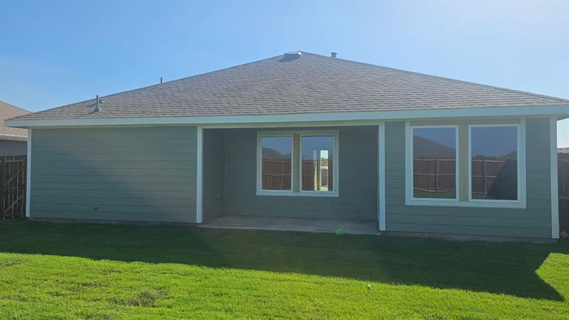 1210 Breezy Oak Drive, Nevada TX 75173 - Photo 11