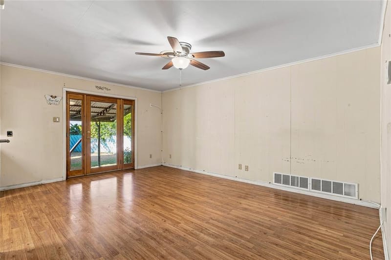 6725 Cylinda Sue Circle, North Richland Hills TX 76180 - Photo 6