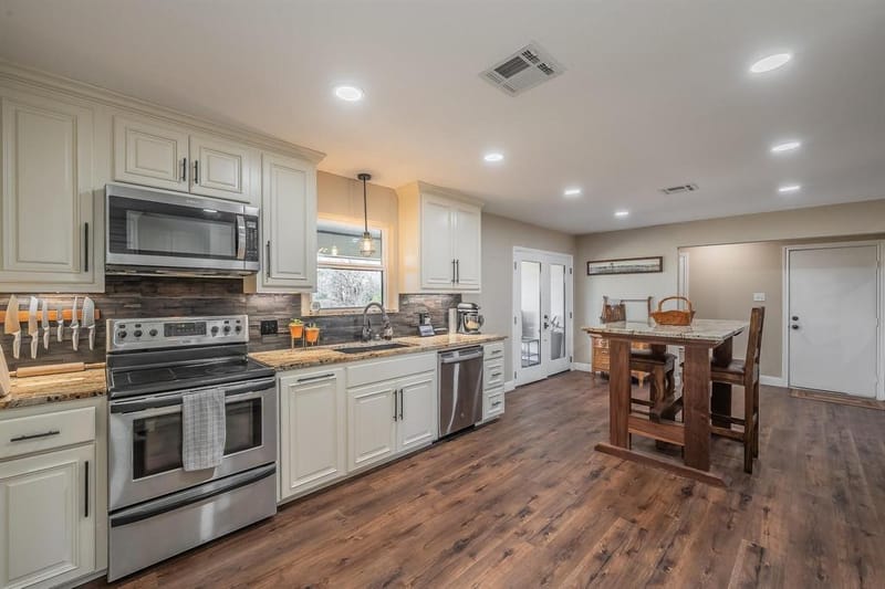 1325 N Katy Road, Elm Mott TX 76640 - Photo 5