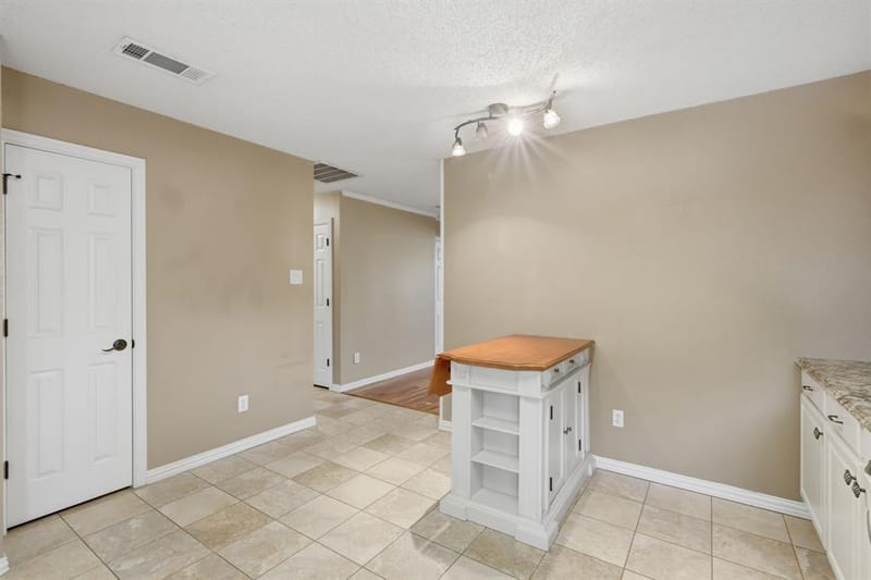 1808 Rybovich Lane, Mansfield TX 76063 - Photo 11