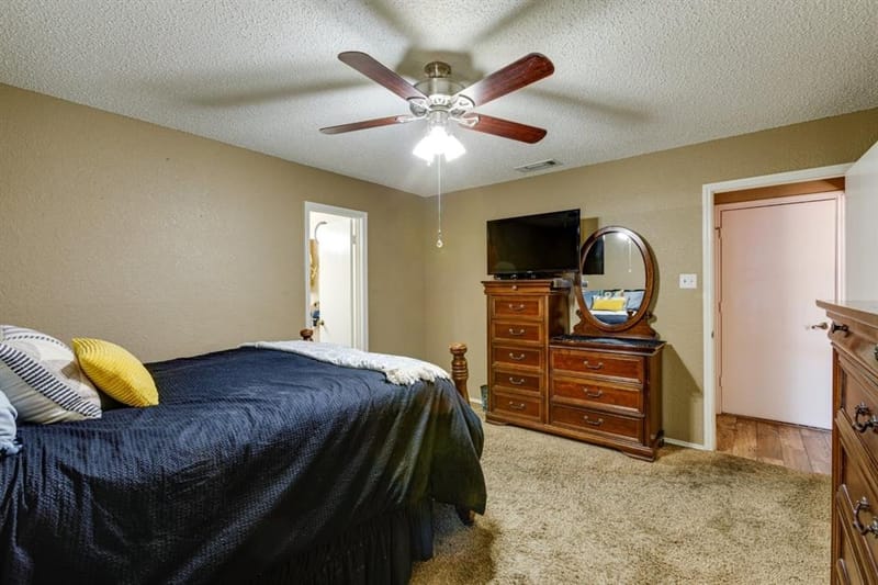 6912 Lyndale Drive, Watauga TX 76148 - Photo 17