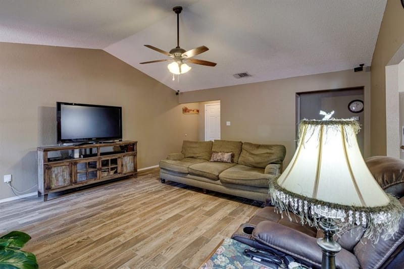 6912 Lyndale Drive, Watauga TX 76148 - Photo 26