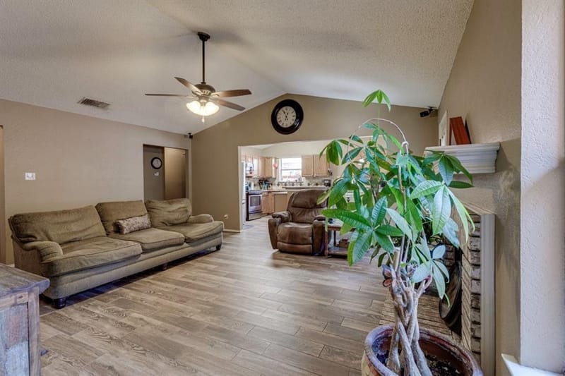 6912 Lyndale Drive, Watauga TX 76148 - Photo 25