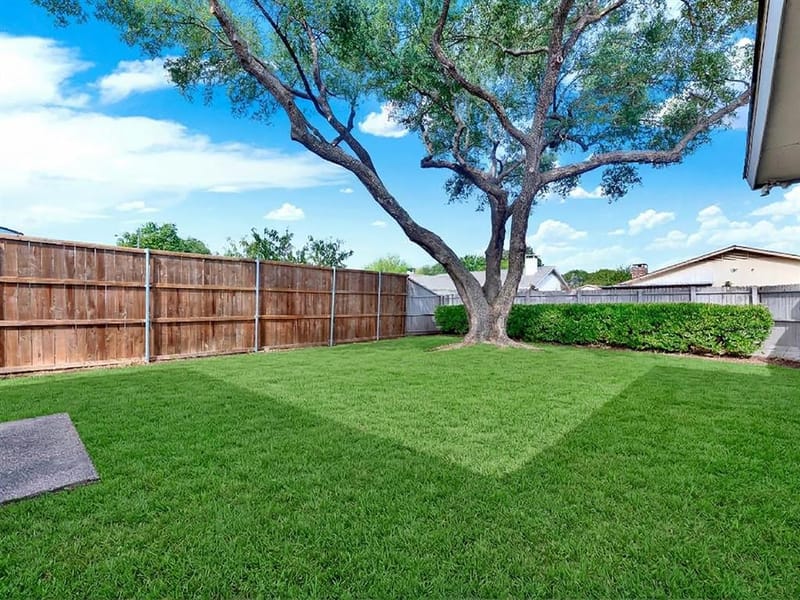 2621 Ivanridge Lane, Garland TX 75044 - Photo 33