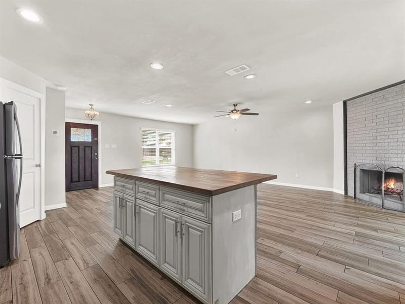 2621 Ivanridge Lane, Garland TX 75044 - Photo 15