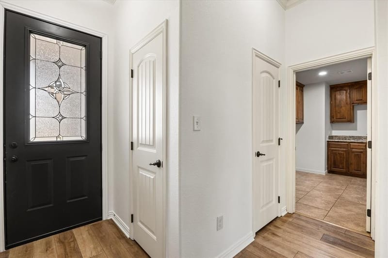 122 Donna Circle, Granbury TX 76049 - Photo 6