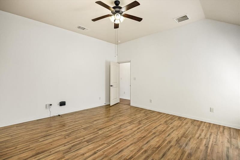 122 Donna Circle, Granbury TX 76049 - Photo 17