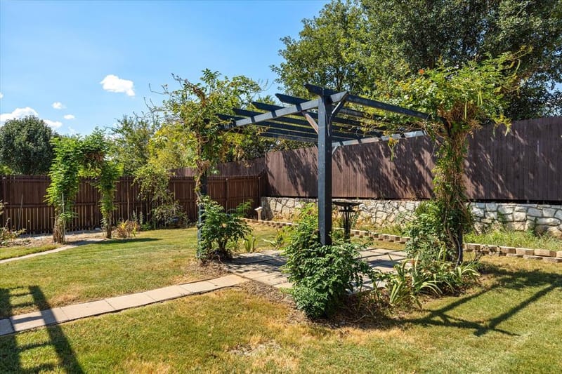 122 Donna Circle, Granbury TX 76049 - Photo 32