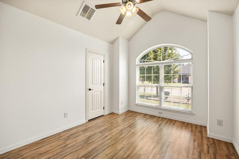 122 Donna Circle, Granbury TX 76049 - Photo 24