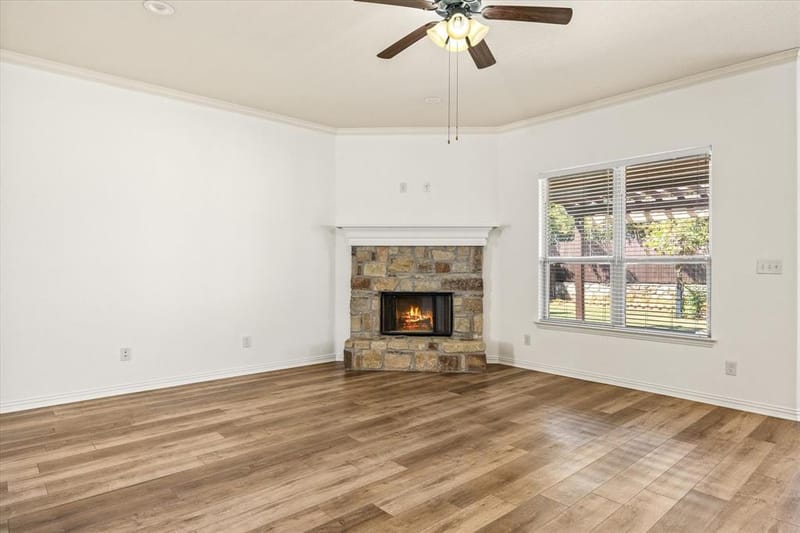 122 Donna Circle, Granbury TX 76049 - Photo 8