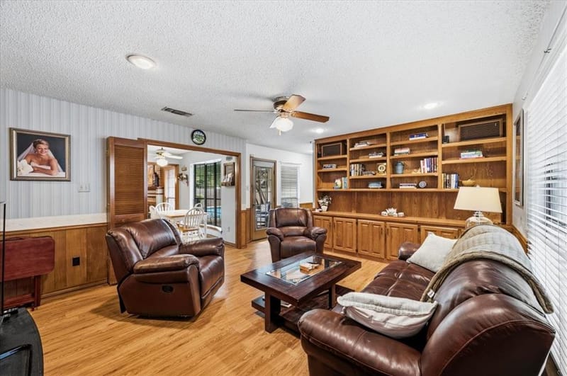 4604 Clay Court Lane, Arlington TX 76017 - Photo 11