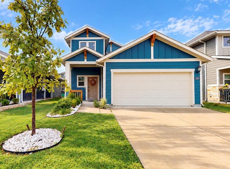 2228 Cliff Springs Drive, Forney TX 75126