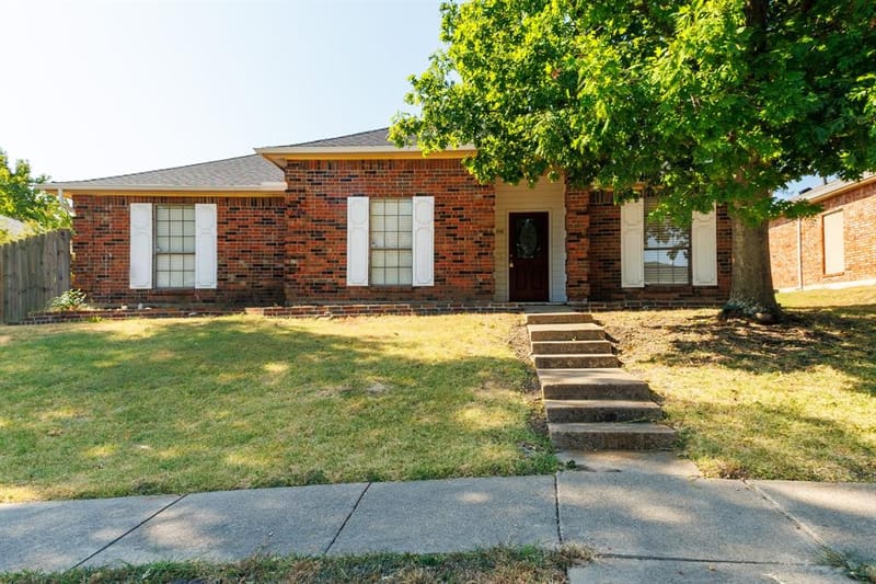 1018 Dandelion Drive, Mesquite TX 75149