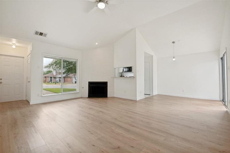 6952 Sammy Circle, Dallas TX 75237 - Photo 6