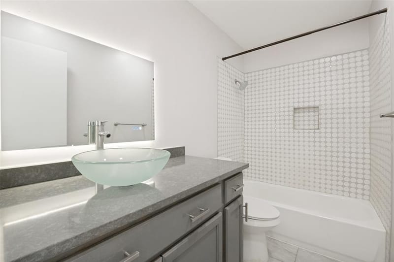 6952 Sammy Circle, Dallas TX 75237 - Photo 13