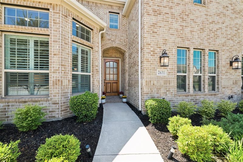 2631 Seabiscuit Road, Celina TX 75009 - Photo 2
