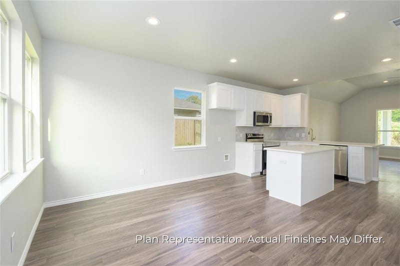 203 E Laura Avenue, Quinlan TX 75474 - Photo 10