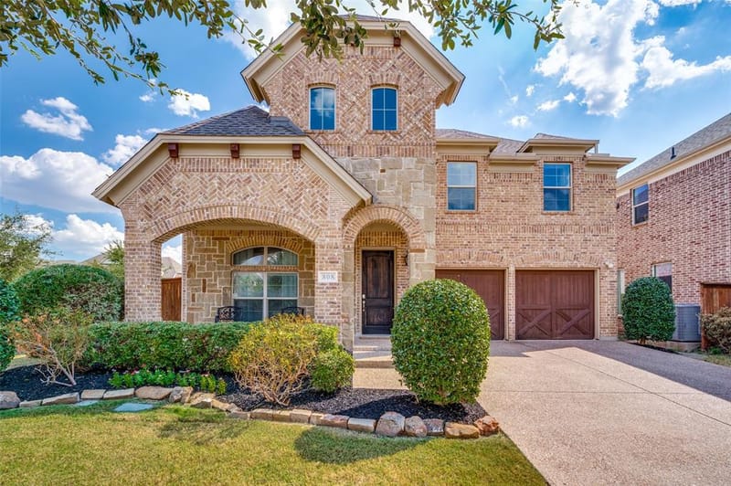 808 Nathanael Greene Court, Aubrey TX 76227