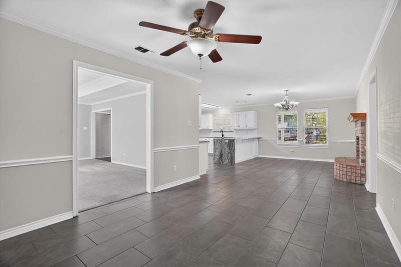 215 Mistletoe Lane, Keene TX 76059 - Photo 21