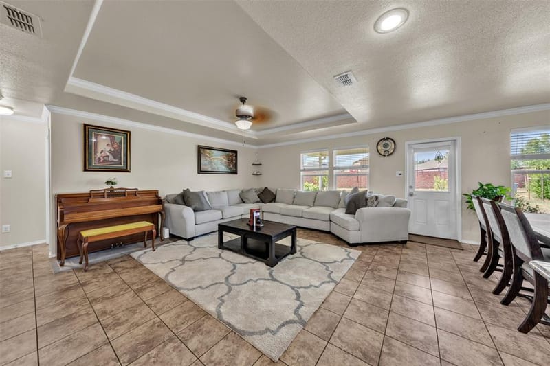 709 Denali Drive, Arlington TX 76002 - Photo 6