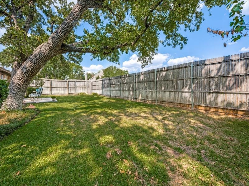 2728 Meadow Green, Bedford TX 76021 - Photo 25