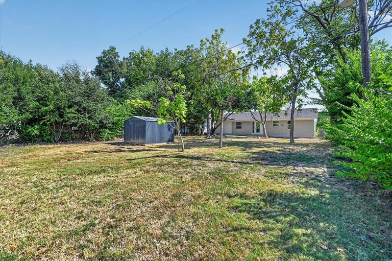 2642 Brady Lane, Grand Prairie TX 75052 - Photo 13