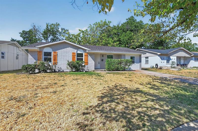 2642 Brady Lane, Grand Prairie TX 75052
