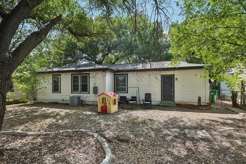 3204 Aurora Street, Haltom City TX 76117 - Photo 16