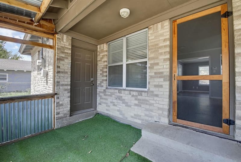 5328 Ira Street N, Haltom City TX 76117 - Photo 23