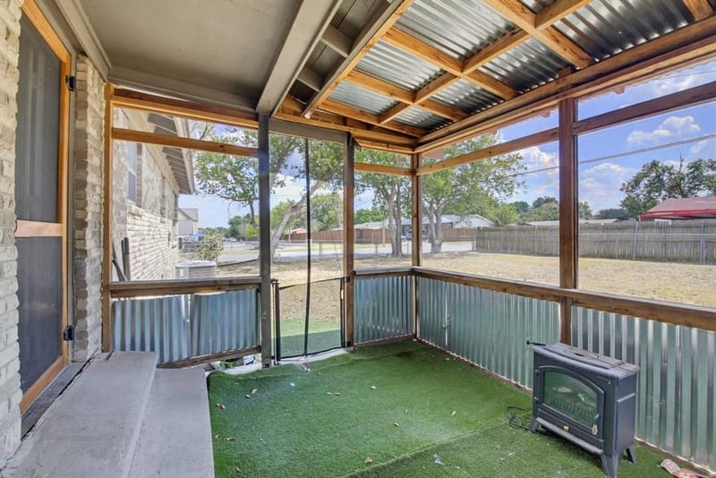 5328 Ira Street N, Haltom City TX 76117 - Photo 22