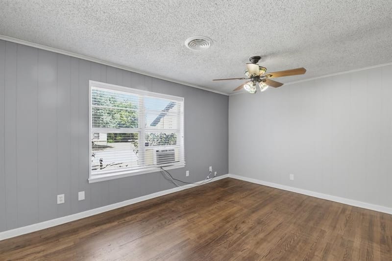 5328 Ira Street N, Haltom City TX 76117 - Photo 7