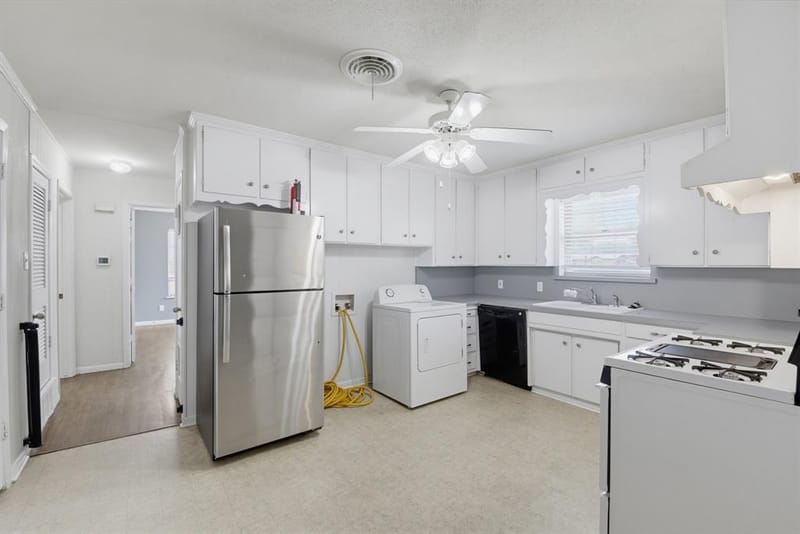 5328 Ira Street N, Haltom City TX 76117 - Photo 15