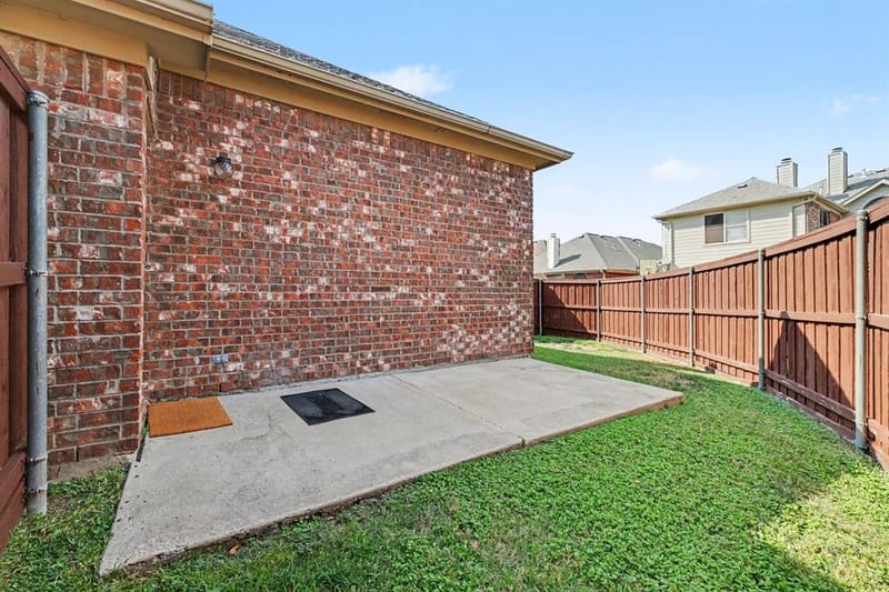 5528 Green Hollow Lane, The Colony TX 75056 - Photo 17