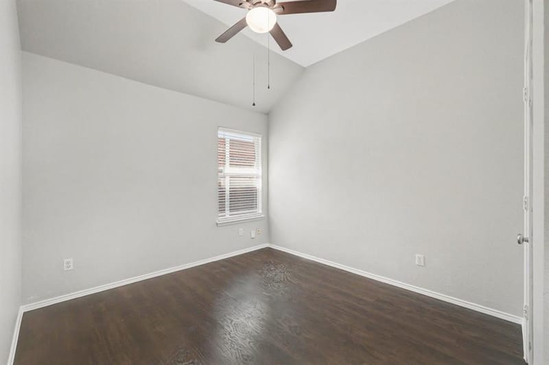 5528 Green Hollow Lane, The Colony TX 75056 - Photo 16