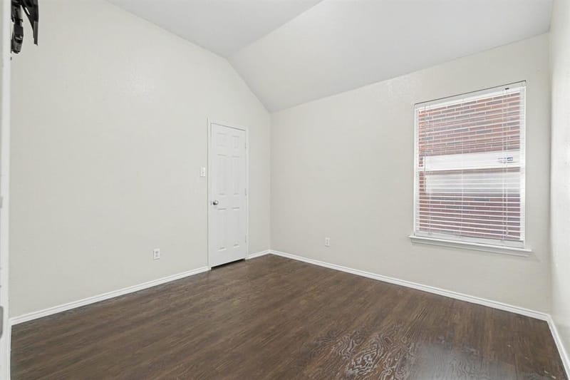 5528 Green Hollow Lane, The Colony TX 75056 - Photo 14