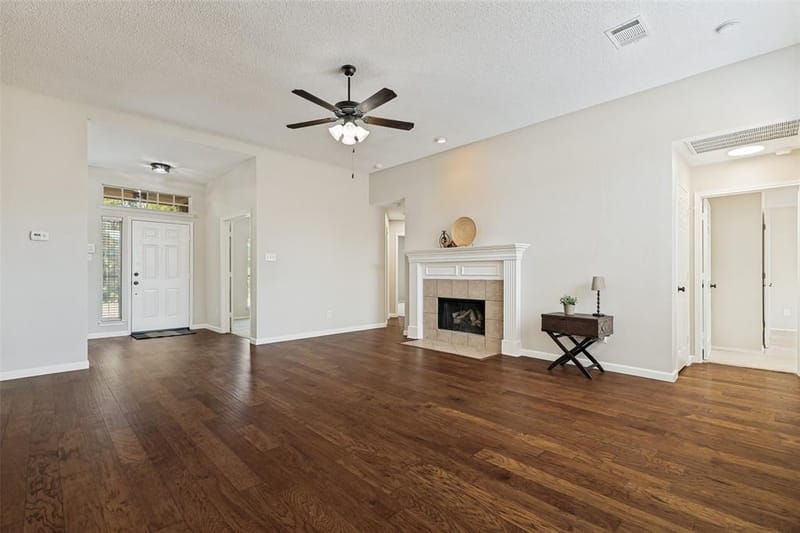 817 Aylesbury Drive, Allen TX 75002 - Photo 4