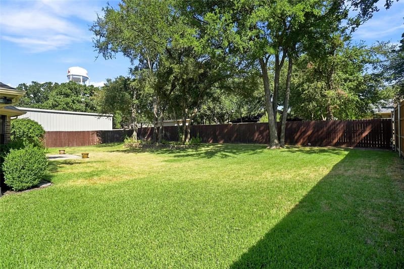2105 Fair Oaks Drive, Bridgeport TX 76426 - Photo 23