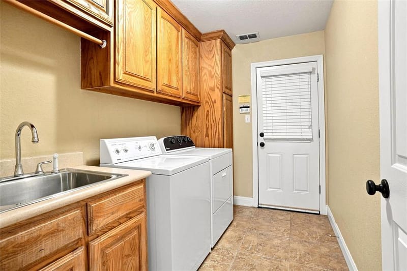 2105 Fair Oaks Drive, Bridgeport TX 76426 - Photo 12