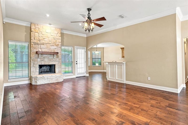 2105 Fair Oaks Drive, Bridgeport TX 76426 - Photo 7