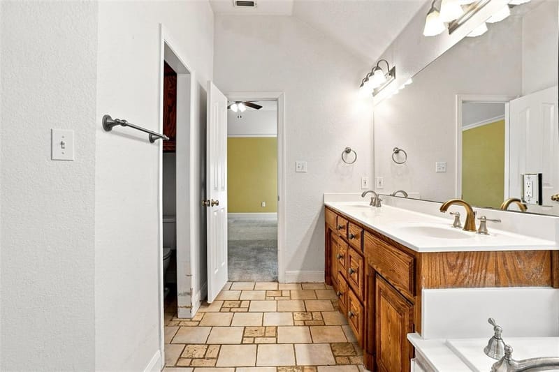 2105 Fair Oaks Drive, Bridgeport TX 76426 - Photo 18