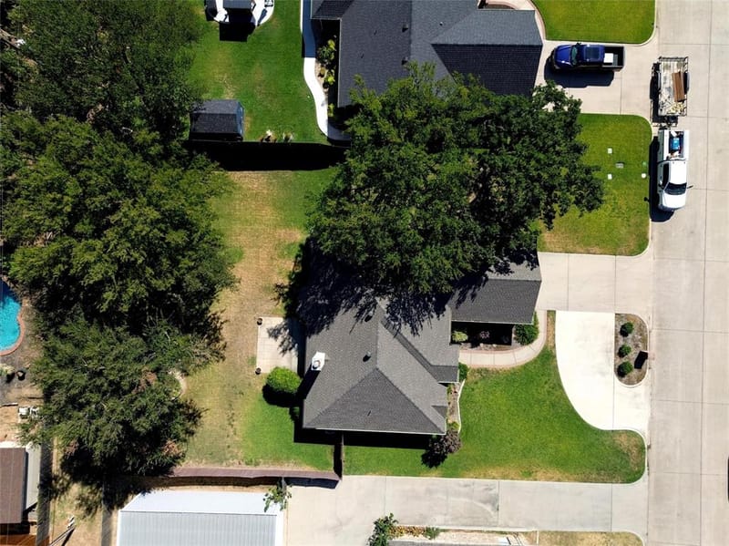 2105 Fair Oaks Drive, Bridgeport TX 76426 - Photo 29