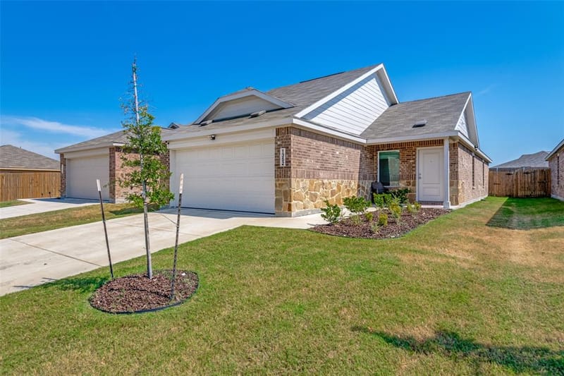 1352 Wedgeleaf Lane, Forney TX 75126