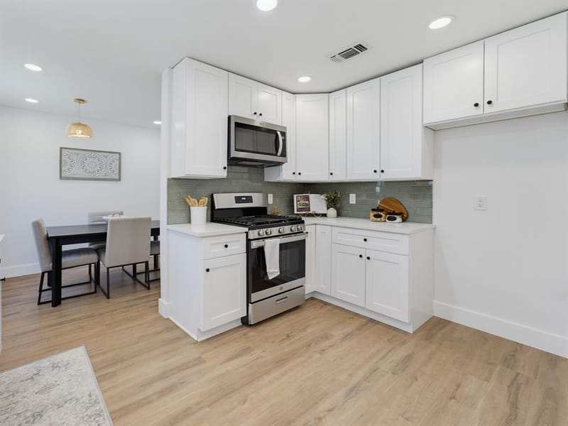 5852 Lyle Street, Westworth Village TX 76114 - Photo 10