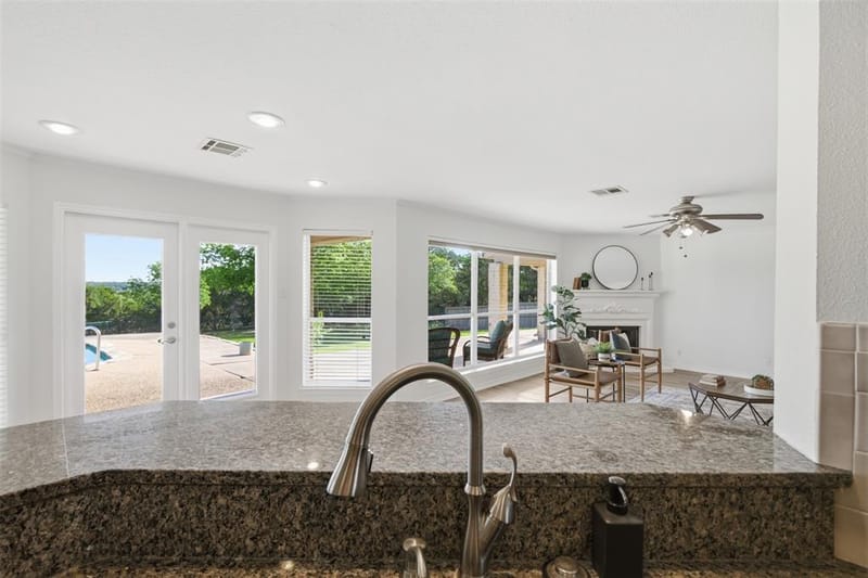 71 Wrangler Drive, Morgans Point Resort TX 76513 - Photo 11