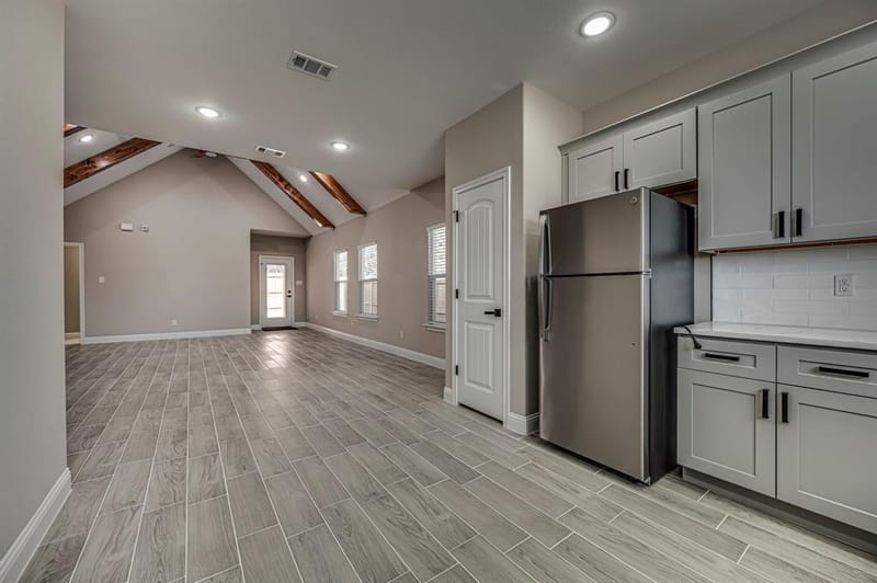 5858 Black Pine Circle, Granbury TX 76048 - Photo 11