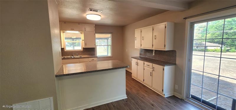 2016 Gavin Road, Tool TX 75143 - Photo 12
